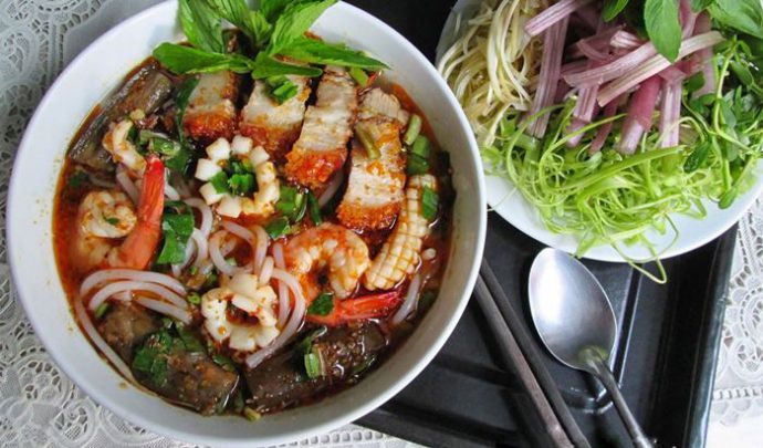 Bún mắm món ăn được du khách yêu thích