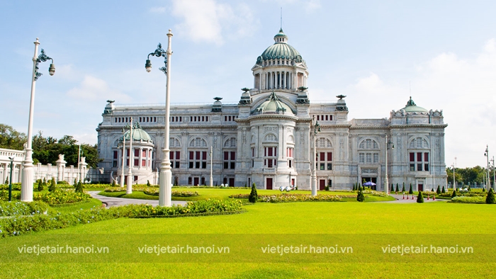 Cung điện Anata Samakhom