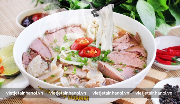 Phở Hiếu quán phở nổi tiếng lâu đời tại Đà Lạt