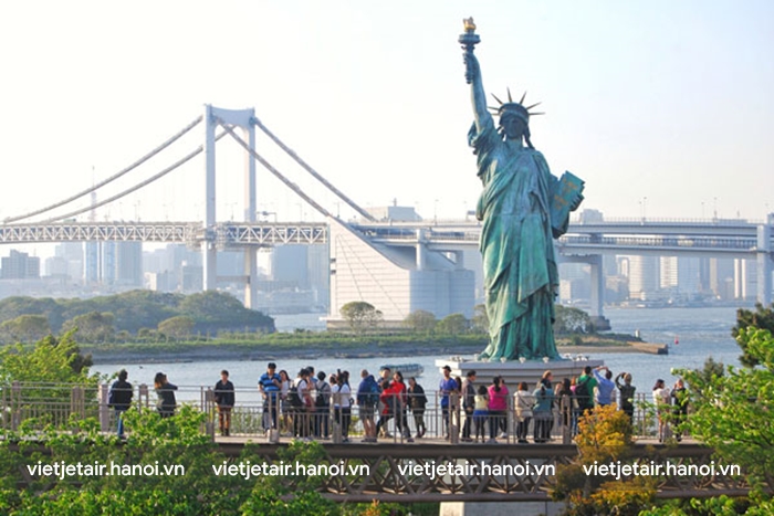 Tượng nữ thần tự do ở Odaiba